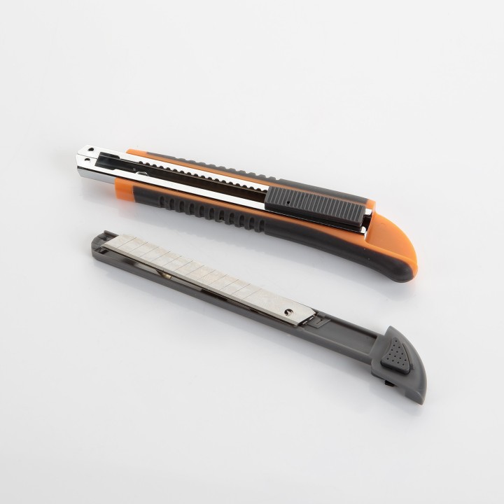 Cutter De Cuchilla Fragmentable De 9 Mm Con Guía Métalica ALYCO ORANGE