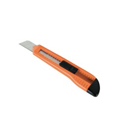 Cutter De Cuchilla Fragmentable De 9 Mm Con Guía De Plástico ALYCO