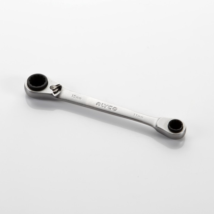 Llave De Doble Estrella Con Carraca Reversible 4 En 1 ALYCO