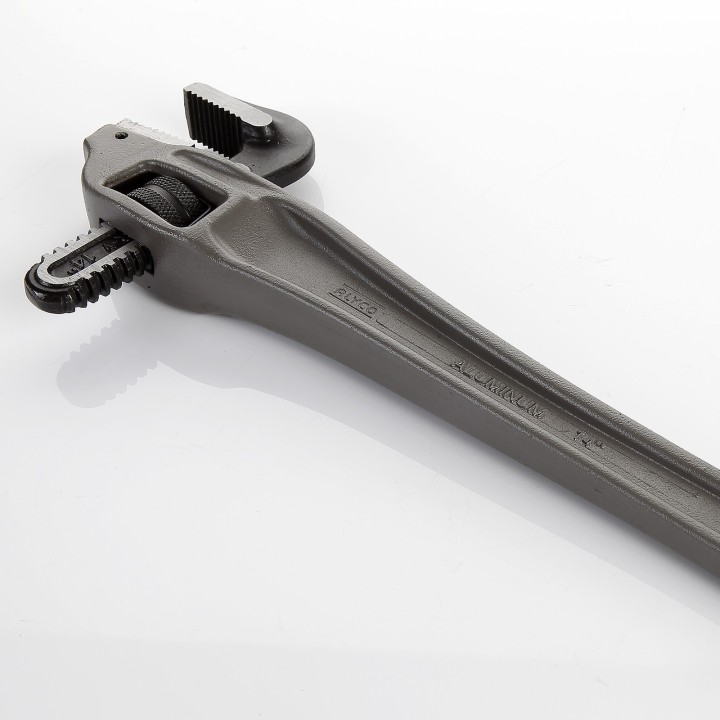 Llave Stillson De Aluminio Acodada 90º ALYCO