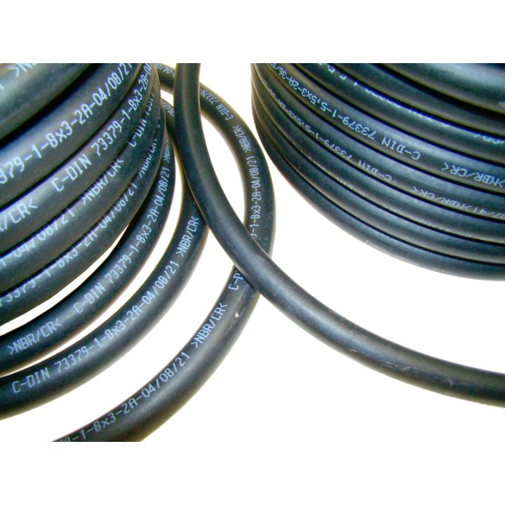 Tubo Combustible Tricapa | MundoTaller