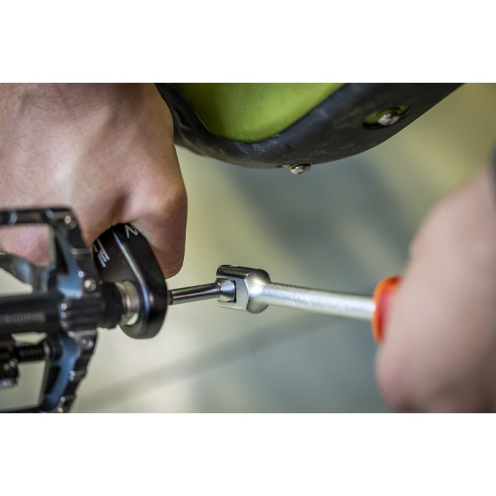 Llave de pedales Speed - 1613S/1BI