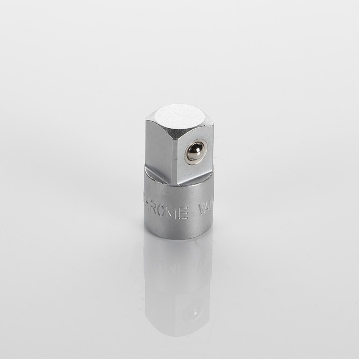 Adaptador para llaves de vaso con acoplamiento hembra de 1/2" y macho 