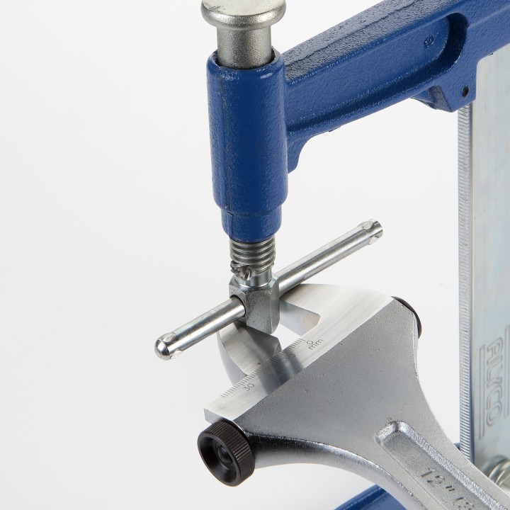 Tornillo De Apriete 3-P Con Émbolo (120MM)