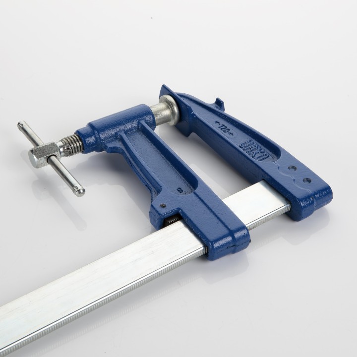 Tornillo De Apriete 3-P Con Émbolo (150MM)