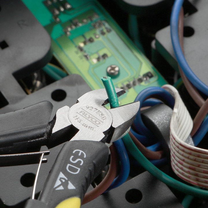 Minialicate De Precisión De Corte Diagonal ESD ALYCO